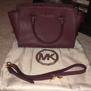 Michael Kors Purse (Authentic)